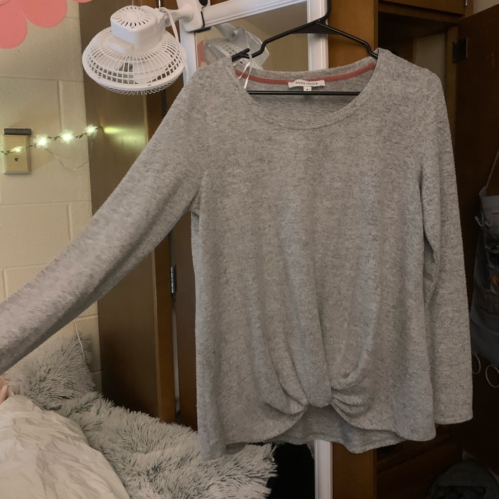 Soft Gray Longsleeve Top with Knot Front